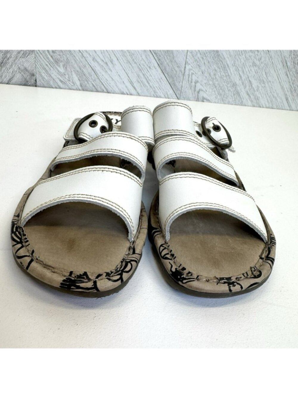 Fly London Theafly White Sandals Shoes Womens EU 39 US 8 Slip On Buckle Leather - Picture 3 of 8